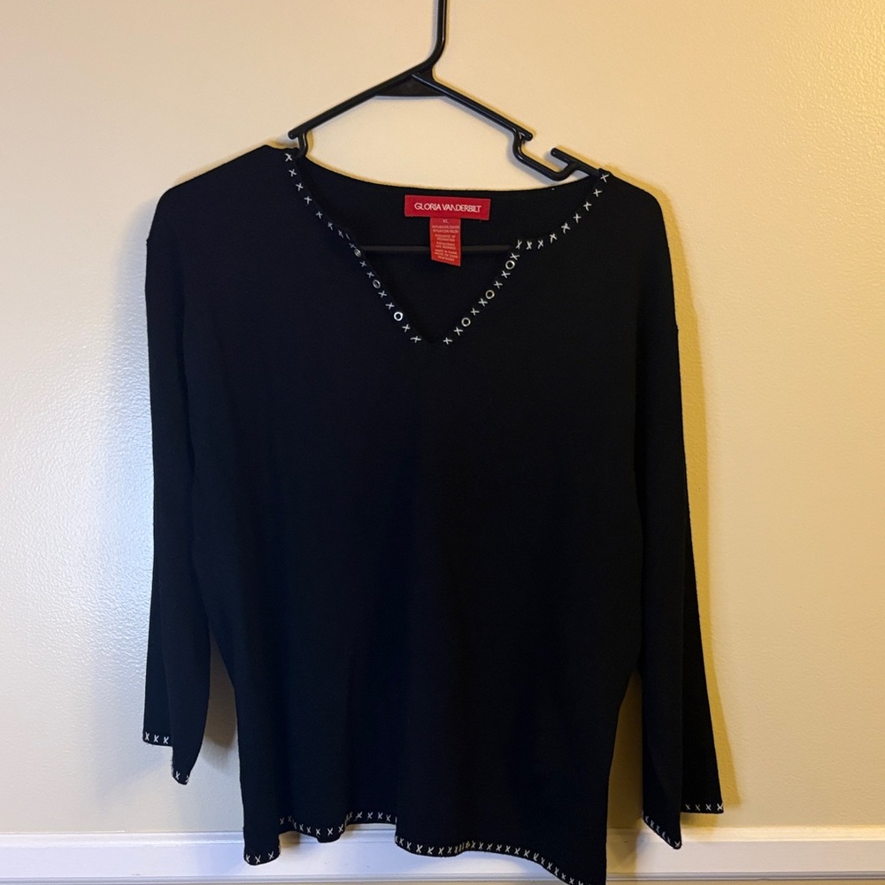 Gloria Vanderbilt Black V-Neck Knit Top Cross Stitch Trim XL Womens Sweater